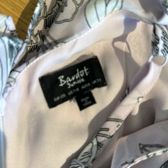 Stunning silk romper hundred percent polyester worn one snow returns - Picture 5 of 7